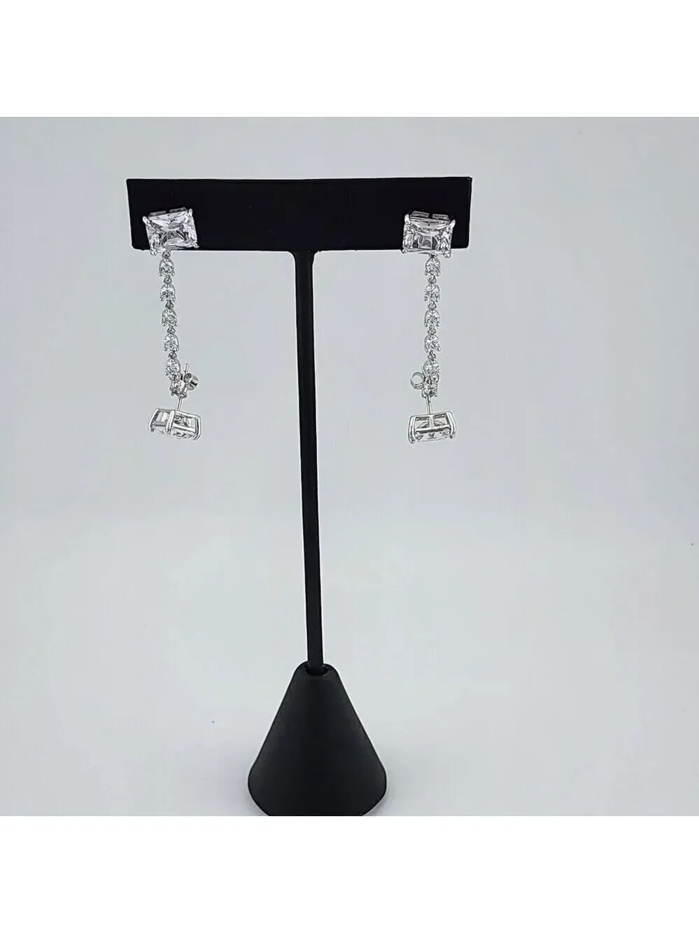 Brand New Sterling Silver 925 2 gemstones cz earrings